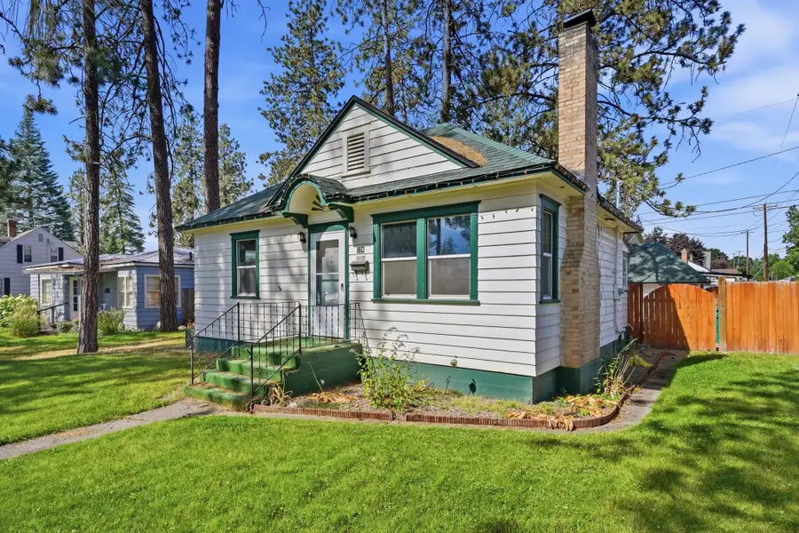 124 4th St, Cheney, WA 99004 - #2
