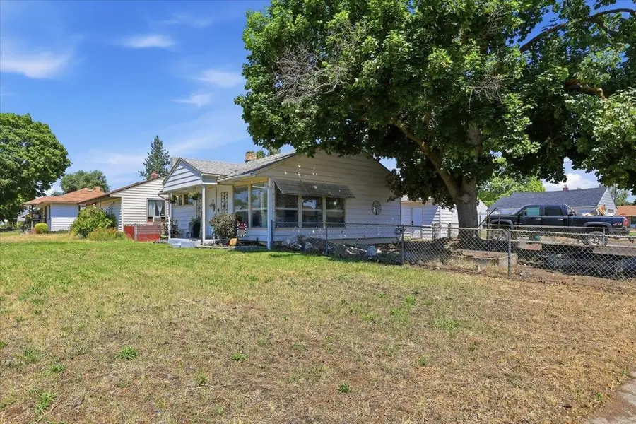 4404 N Whitehouse St, Spokane, WA 99205 - #2