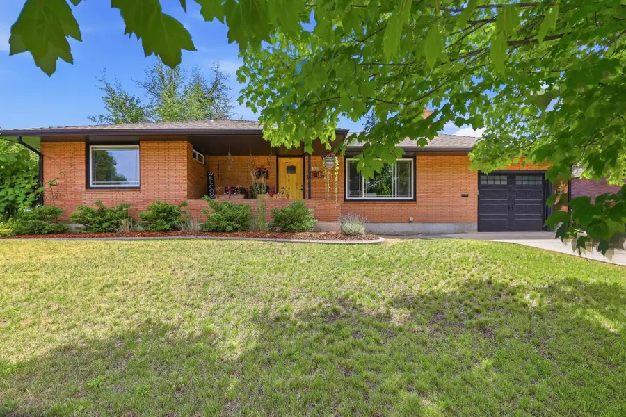 1628 E 15th Ave, Spokane, WA 99203 - #2