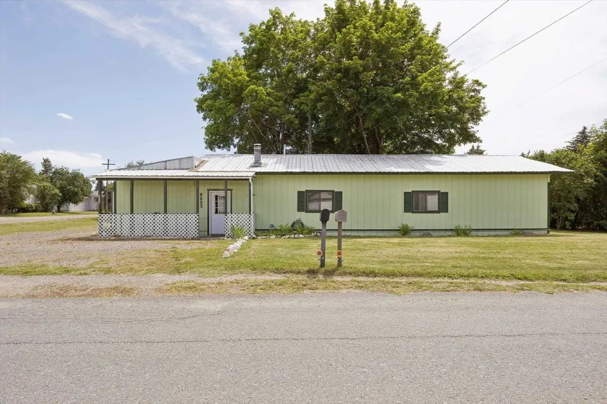 603 W Court Ave, Chewelah, WA 99109 - #1