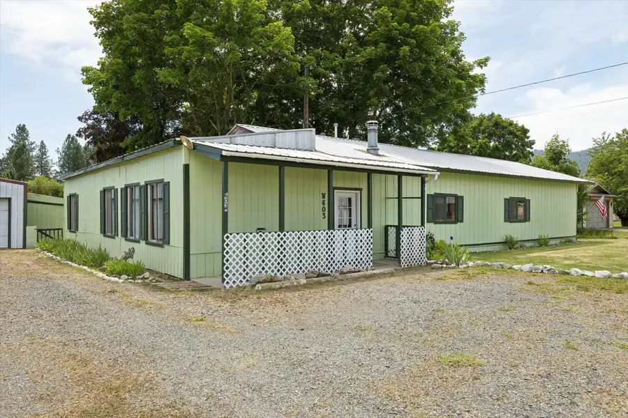 603 W Court Ave, Chewelah, WA 99109 - #3