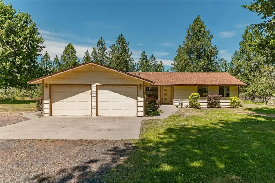 37079 Knotty Pine Ln Ln, Davenport, WA 99122 - #2