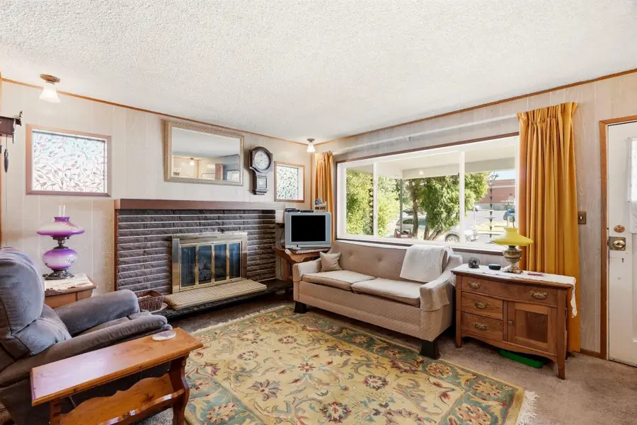 421 E 28th Ave, Spokane, WA 99203 - #3