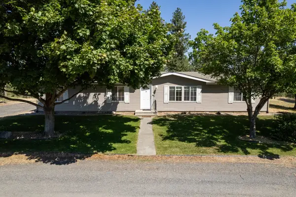 20606 W Indiana Ln, Medical Lake, WA 99022
