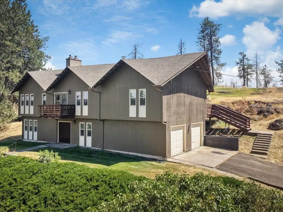 1420 E Grace St, Medical Lake, WA 99022 - #2