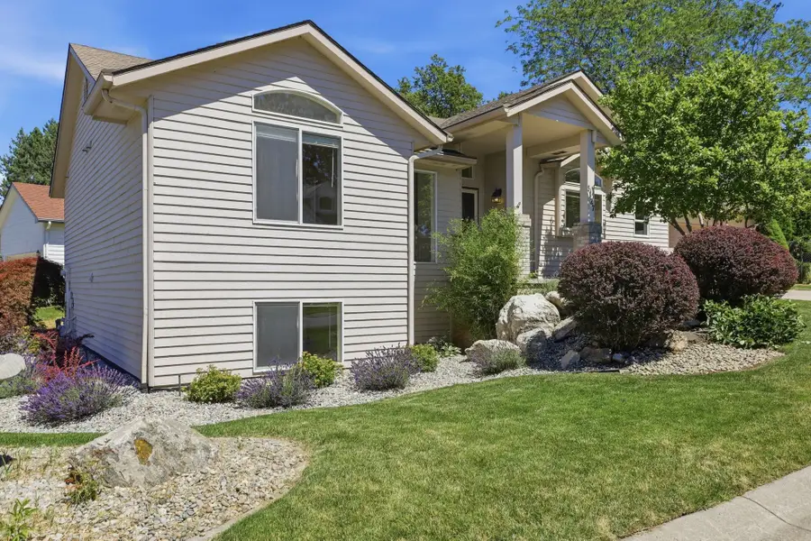 5127 E Glenngrae Ln, Spokane, WA 99223 - #3