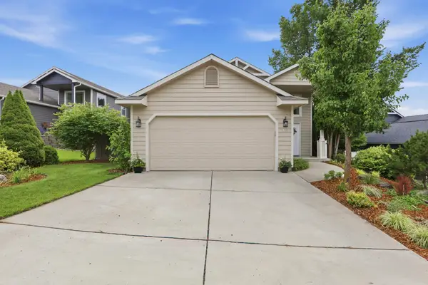 5019 W Pacific Park Dr, Spokane, WA 99208