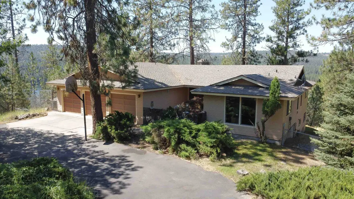 16905 N Mockingbird Ct, Nine Mile Falls, WA 99026 - #1