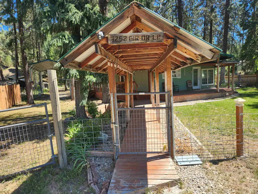 3252 Circle Dr, Valley, WA 99181 - #3