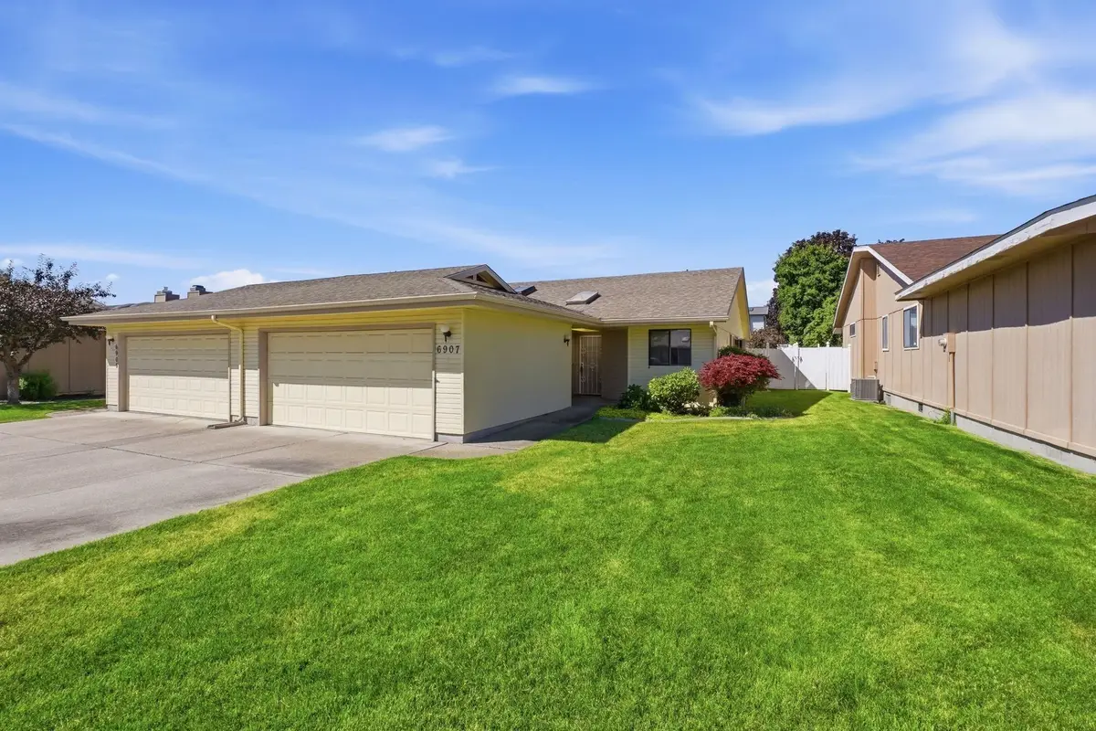 6907 N Hamilton St, Spokane, WA 99208 - #1