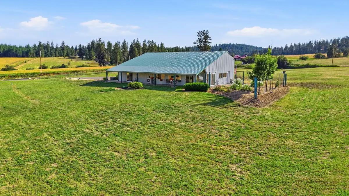 2110 W Ballard Rd, Spokane, WA 99208 - #1