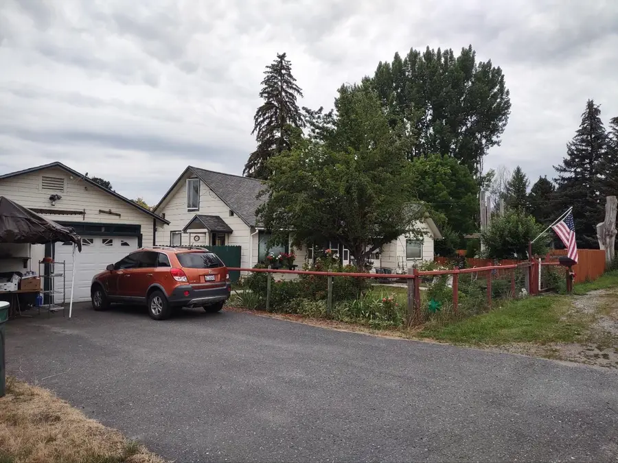 304 S West St, Chewelah, WA 99109 - #2