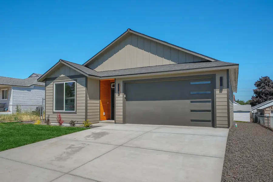 2011 E Longfellow Ave, Spokane, WA 99207 - #2