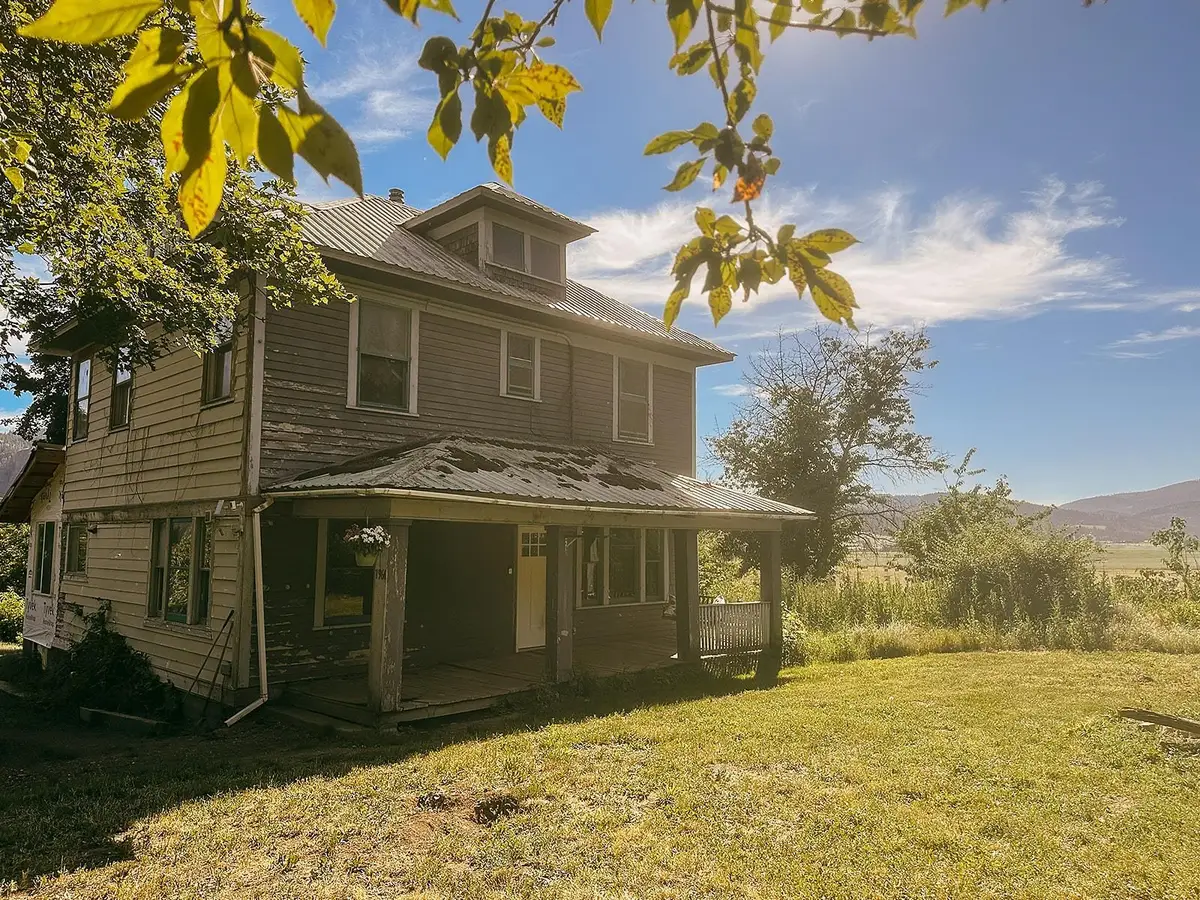 1966 S 395 Hwy, Chewelah, WA 99109 - #1