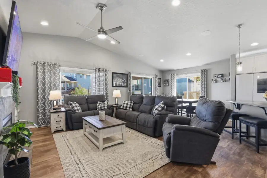 17217 E 17th Ave, Greenacres, WA 99016 - #2