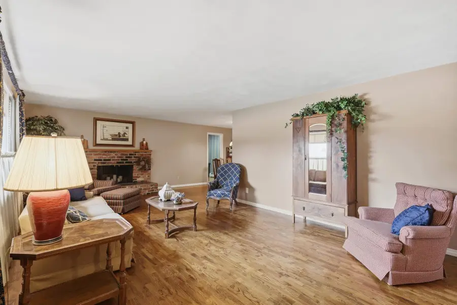 2310 W Wedgewood Ave, Spokane, WA 99208 - #3