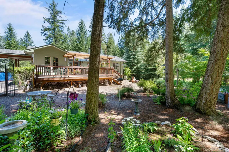 3853 White Pine Rd, Loon Lake, WA 99148 - #3