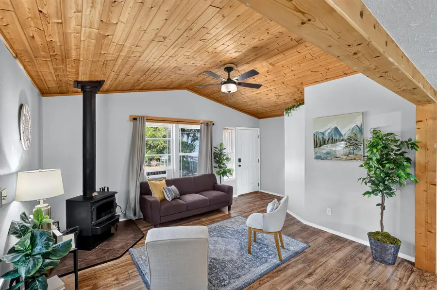 2422 N Wall St, Spokane, WA 99205 - #2