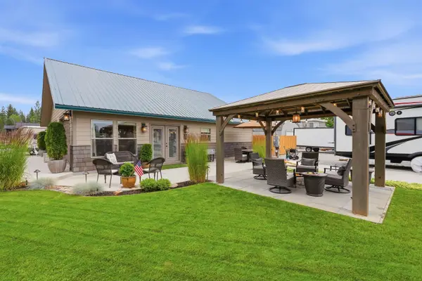 15 Guinevere Dr, Usk, WA 99180