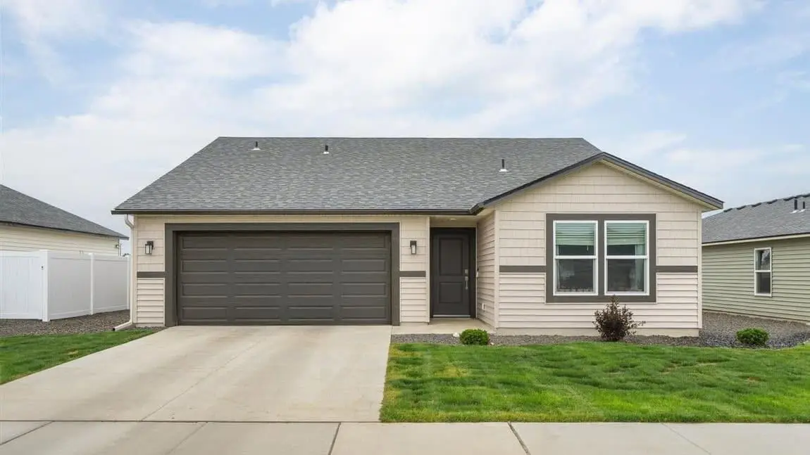 1106 E L St, Deer Park, WA 99006 - #1
