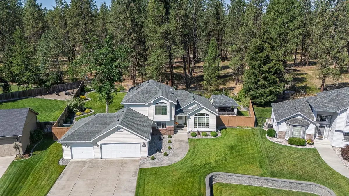 7511 W Greenside Ct, Nine Mile Falls, WA 99026 - #1
