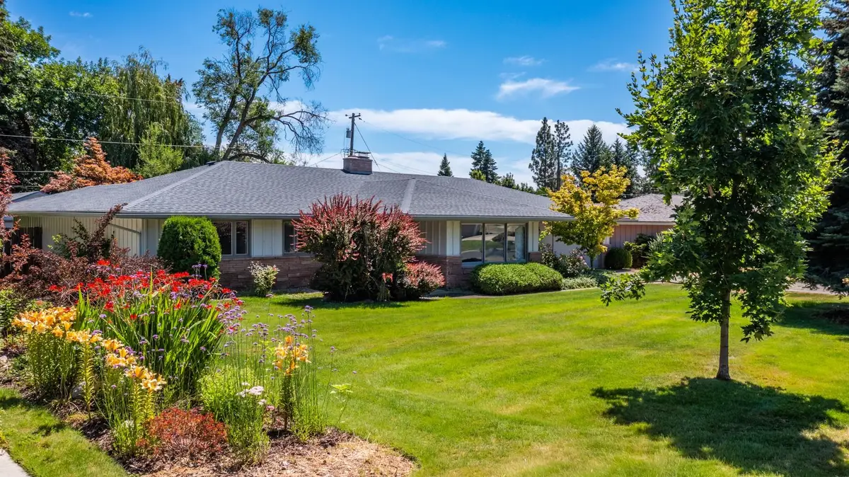 4315 S Stone St, Spokane, WA 99223 - #1