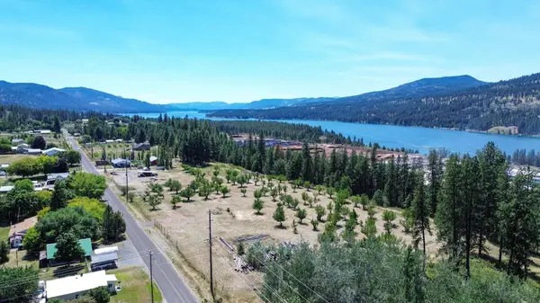 1240 Peachcrest Rd, Kettle Falls, WA 99141