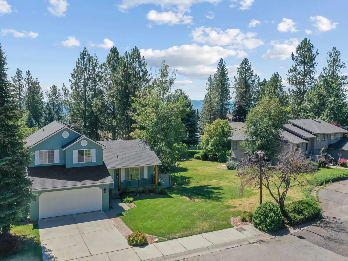 7902 E Woodland Park Dr, Spokane, WA 99212 - #1