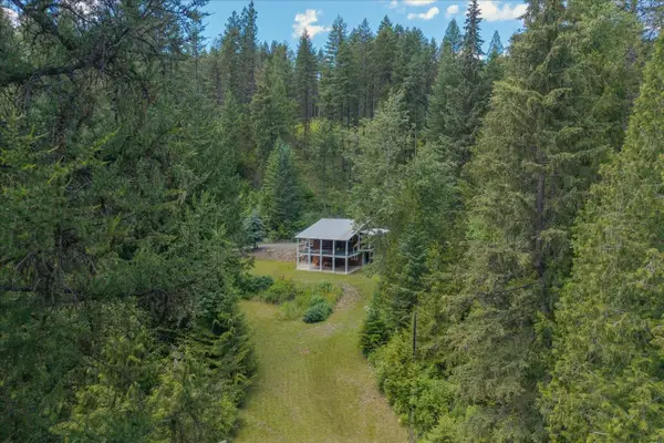 604 Deadman Creek Rd, Kettle Falls, WA 99141