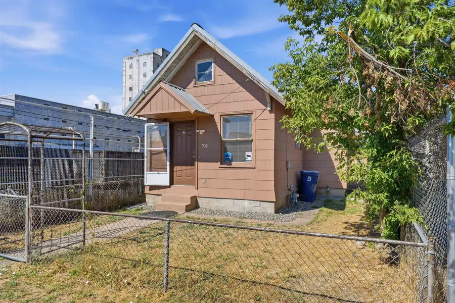 705 N Altamont St, Spokane, WA 99202 - #2