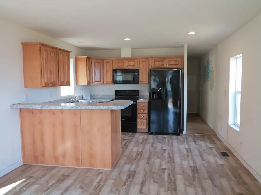 411 E Moreland Rd, Malden, WA 99149 - #2