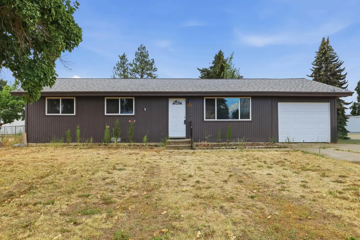 600 E Herb St, Medical Lake, WA 99022 - #1