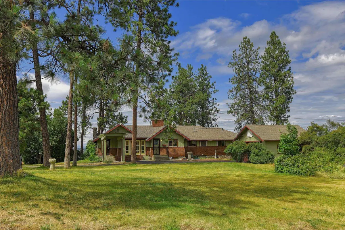 2104 E 8th Ave, Spokane, WA 99202 - #1
