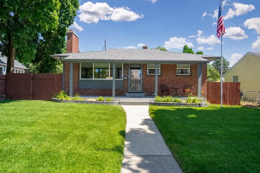 4518 N Walnut St, Spokane, WA 99205 - #1