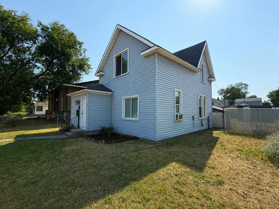 2523 N Nevada St, Spokane, WA 99207 - #3
