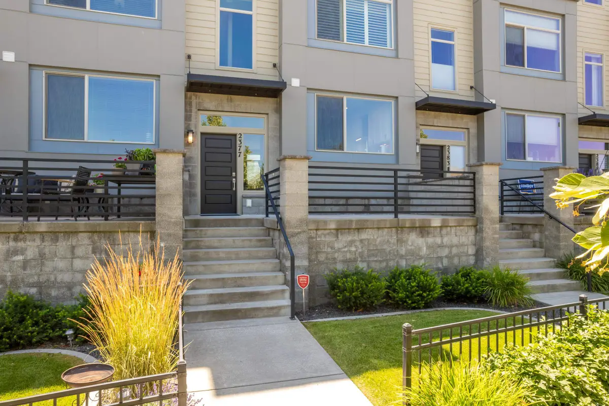 2377 W Summit Pkwy, Spokane, WA 99201 - #1