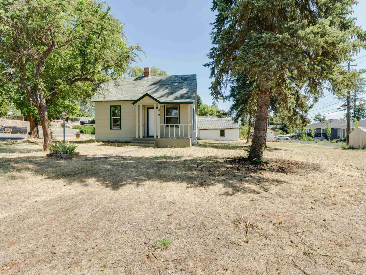 219 A St, Cheney, WA 99004 - #1