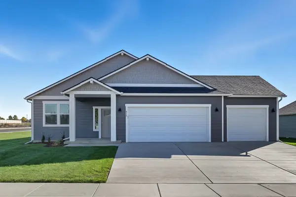 418 N Washington Ave, Deer Park, WA 99006