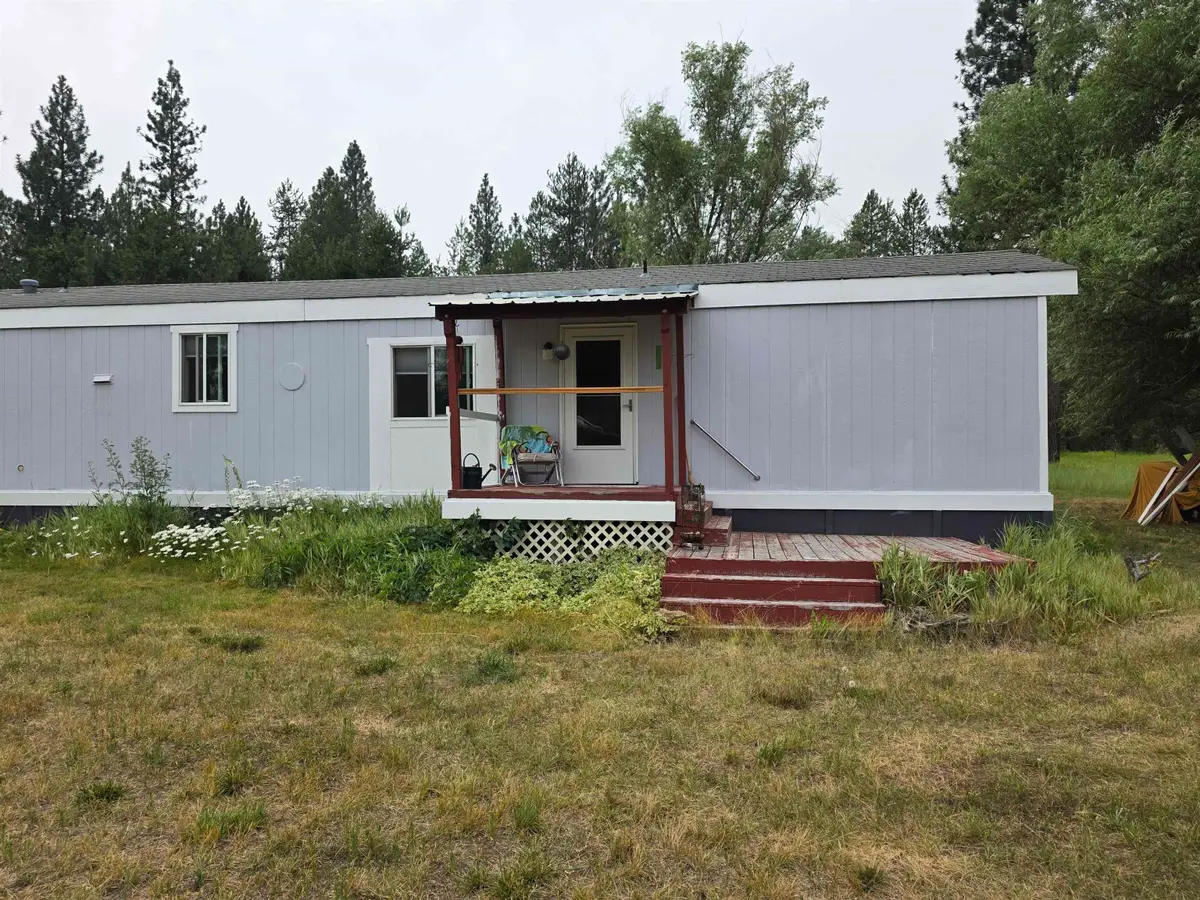 40507 N Division Rd, Deer Park, WA 99006 - #1