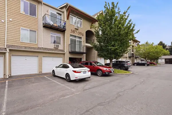 22855 E Country Vista Dr #392, Liberty Lake, WA 99019