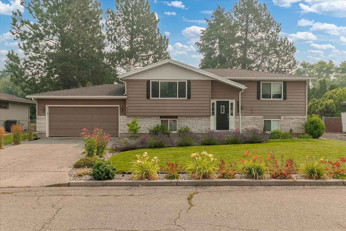 2823 S Bates Rd, Spokane Valley, WA 99206 - #1