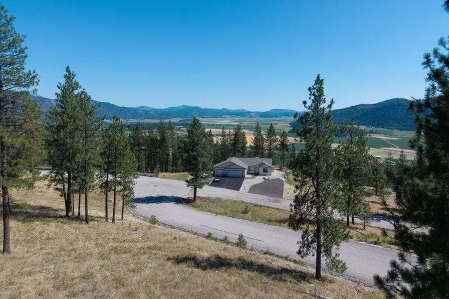 711 Palmer Ln, Chewelah, WA 99109 - #2