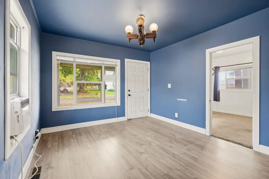 1617 W Fairview Ave, Spokane, WA 99205 - #3