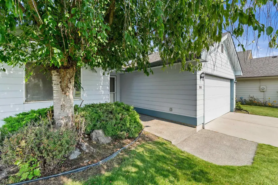 3611 E Baycourt Ln, Spokane, WA 99223 - #2