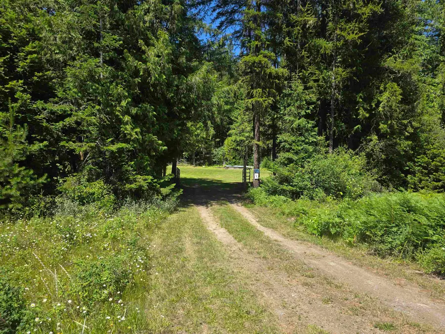 10281 Boundary Rd, Metaline, WA 99152 - #2
