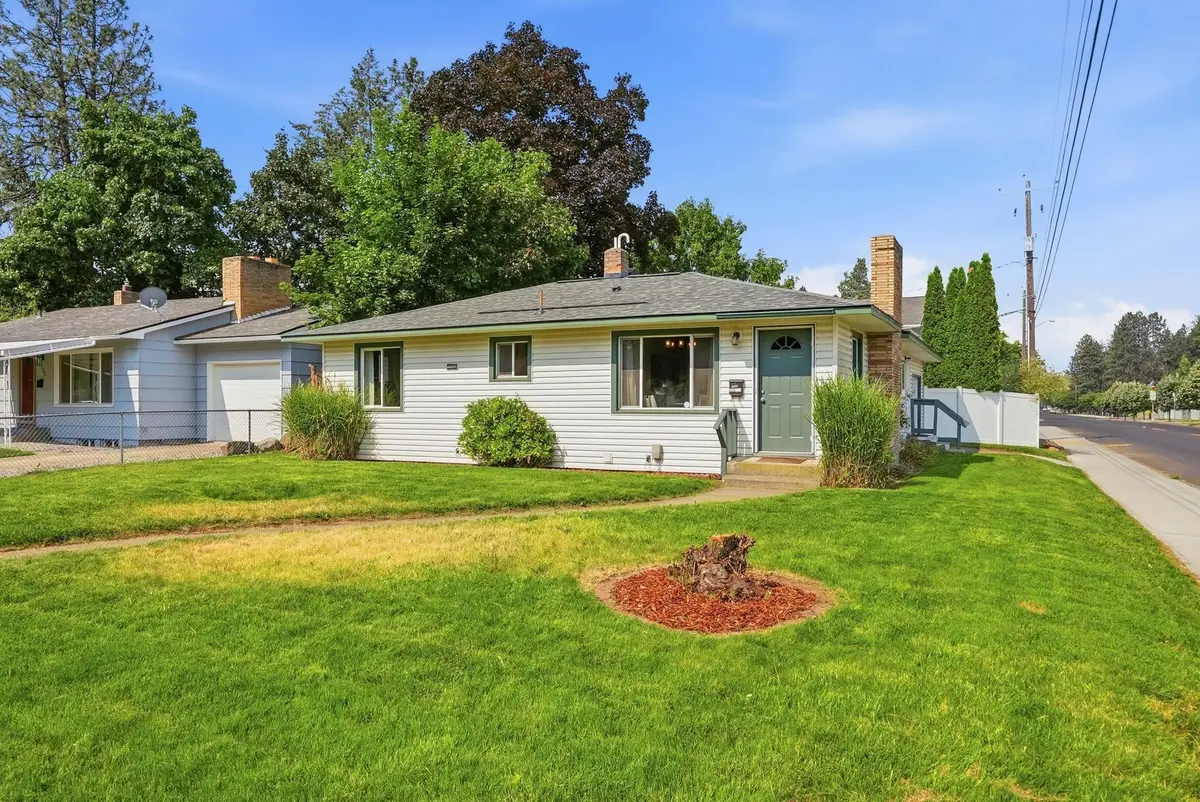 3704 S Lamonte St, Spokane, WA 99203 - #1