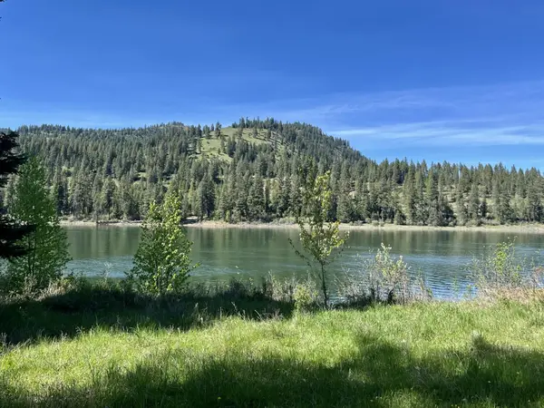 361 Dilling Dr, Cusick, WA 99119