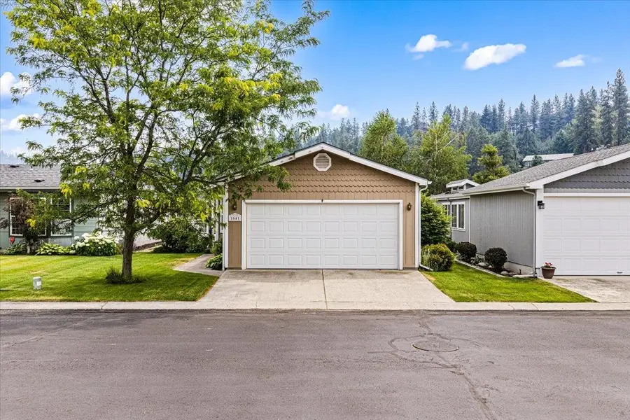 1041 W Sunny Creek Cir, Spokane, WA 99224 - #2