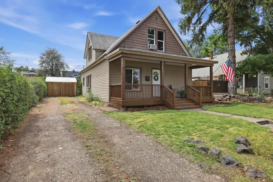 1611 W Mansfield Ave, Spokane, WA 99205 - #2