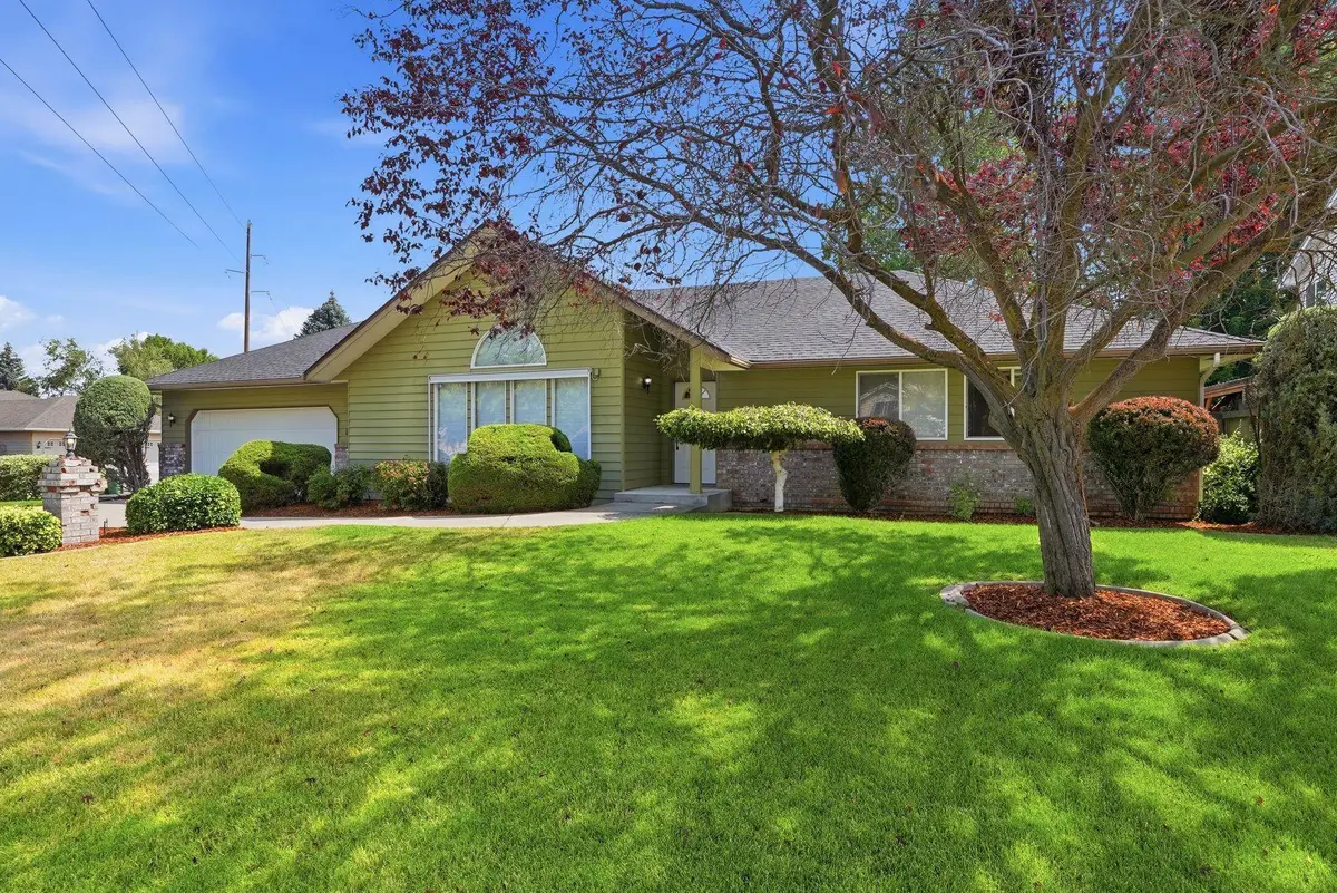 4405 S Parkside Ct, Spokane, WA 99223 - #1